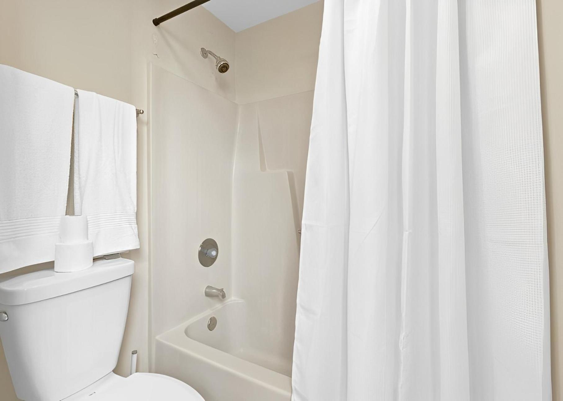 Bright And Cozy 1-Br Condo, Wifi Wilmington Buitenkant foto